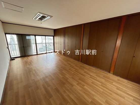detached 埼玉県吉川市木売１丁目9-4 クレオメデス101