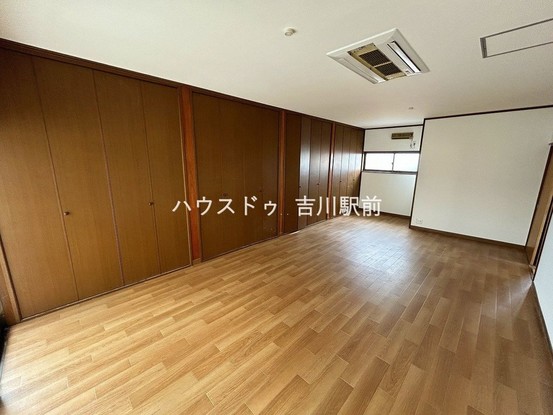 detached 埼玉県吉川市木売１丁目9-4 クレオメデス101