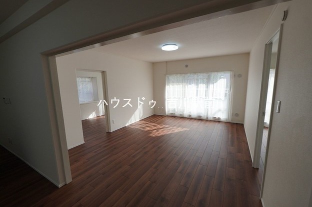 apartment 埼玉県吉川市木売１丁目9-4 クレオメデス101