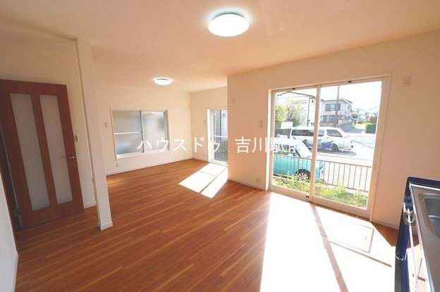 detached 埼玉県吉川市木売１丁目9-4 クレオメデス101