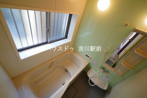 detached 埼玉県吉川市木売１丁目9-4 クレオメデス101