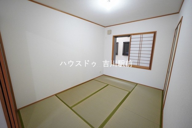 detached 埼玉県吉川市木売１丁目9-4 クレオメデス101