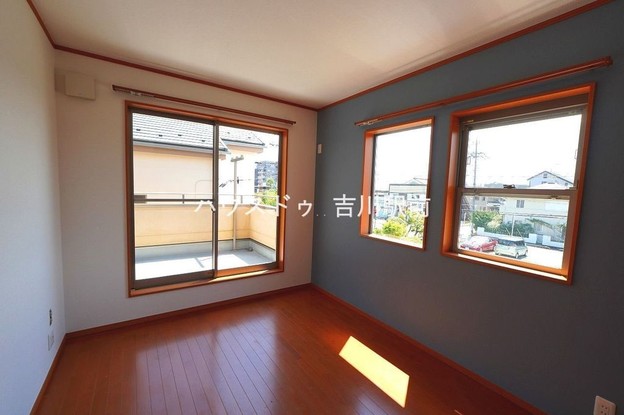 detached 埼玉県吉川市木売１丁目9-4 クレオメデス101