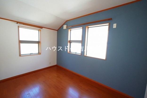 detached 埼玉県吉川市木売１丁目9-4 クレオメデス101