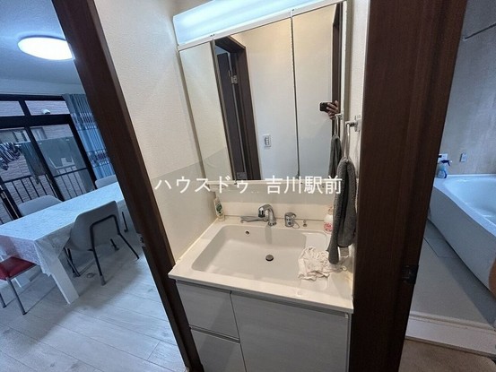 detached 埼玉県吉川市木売１丁目9-4 クレオメデス101