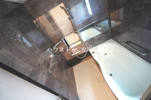 detached 埼玉県吉川市木売１丁目9-4 クレオメデス101