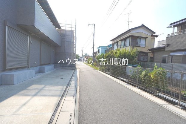 detached 埼玉県吉川市木売１丁目9-4 クレオメデス101