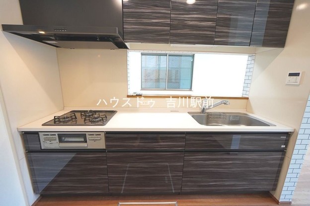 detached 埼玉県吉川市木売１丁目9-4 クレオメデス101