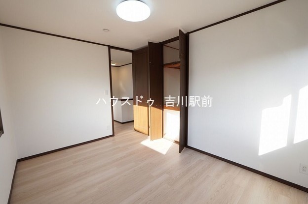 detached 埼玉県吉川市木売１丁目9-4 クレオメデス101