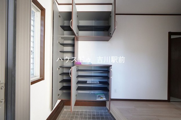 detached 埼玉県吉川市木売１丁目9-4 クレオメデス101