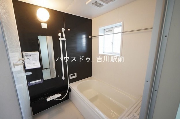 detached 埼玉県吉川市木売１丁目9-4 クレオメデス101