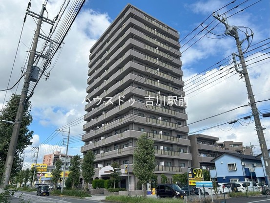 apartment 埼玉県吉川市木売１丁目9-4 クレオメデス101