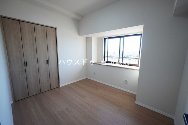 apartment 埼玉県吉川市木売１丁目9-4 クレオメデス101