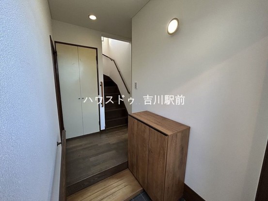 detached 埼玉県吉川市木売１丁目9-4 クレオメデス101