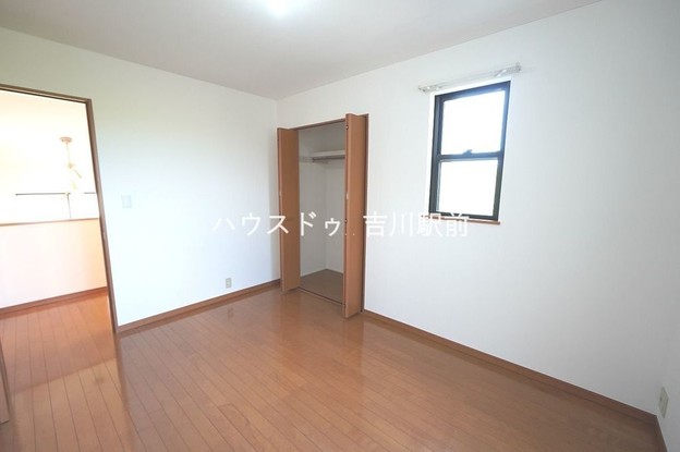 detached 埼玉県吉川市木売１丁目9-4 クレオメデス101