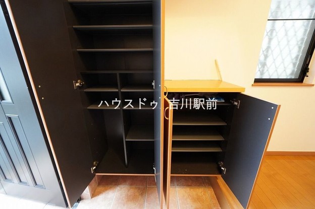 detached 埼玉県吉川市木売１丁目9-4 クレオメデス101