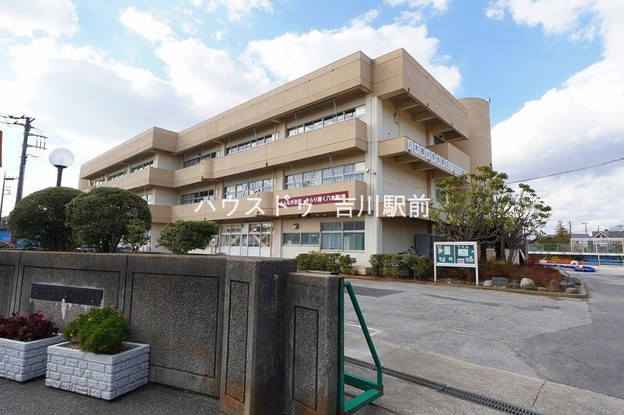 detached 埼玉県吉川市木売１丁目9-4 クレオメデス101