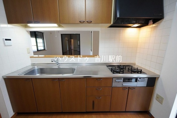 detached 埼玉県吉川市木売１丁目9-4 クレオメデス101