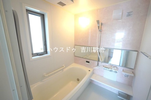 detached 埼玉県吉川市木売１丁目9-4 クレオメデス101