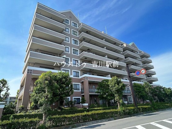 apartment 埼玉県吉川市木売１丁目9-4 クレオメデス101
