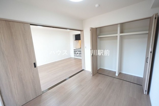 apartment 埼玉県吉川市木売１丁目9-4 クレオメデス101