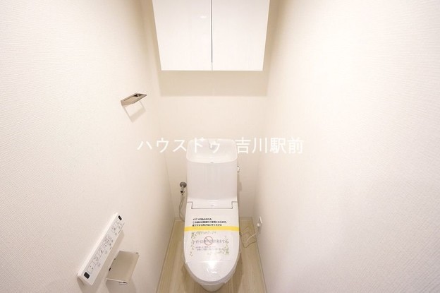 apartment 埼玉県吉川市木売１丁目9-4 クレオメデス101