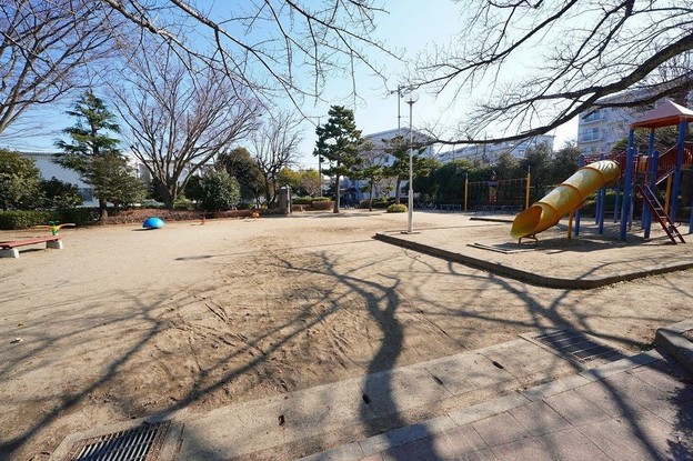 apartment 埼玉県吉川市木売１丁目9-4 クレオメデス101