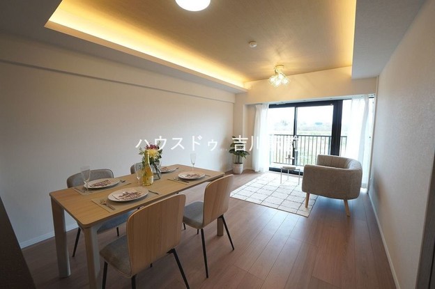 apartment 埼玉県吉川市木売１丁目9-4 クレオメデス101