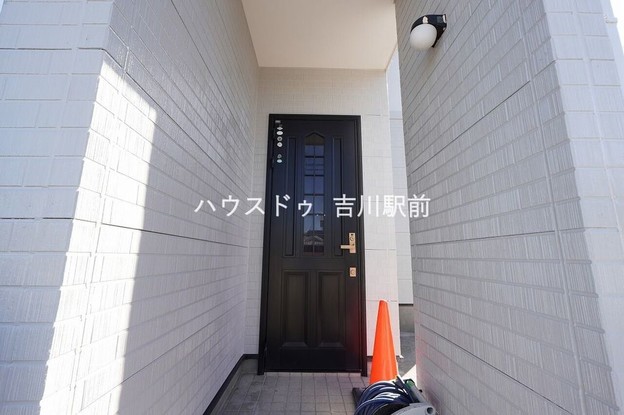 detached 埼玉県吉川市木売１丁目9-4 クレオメデス101