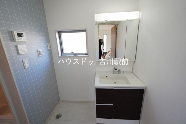 detached 埼玉県吉川市木売１丁目9-4 クレオメデス101