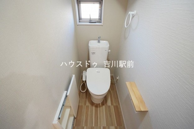 detached 埼玉県吉川市木売１丁目9-4 クレオメデス101