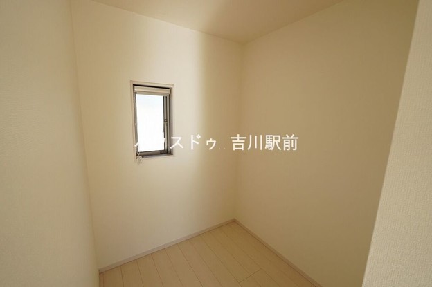 detached 埼玉県吉川市木売１丁目9-4 クレオメデス101