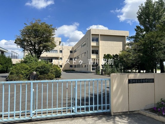 detached 埼玉県吉川市木売１丁目9-4 クレオメデス101