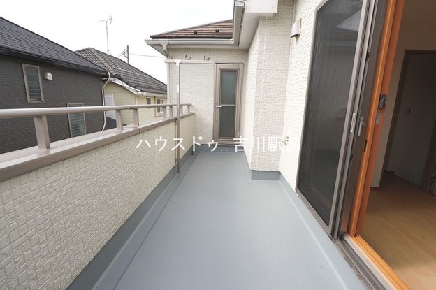 detached 埼玉県吉川市木売１丁目9-4 クレオメデス101