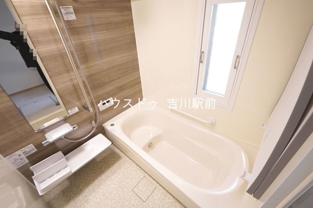 detached 埼玉県吉川市木売１丁目9-4 クレオメデス101