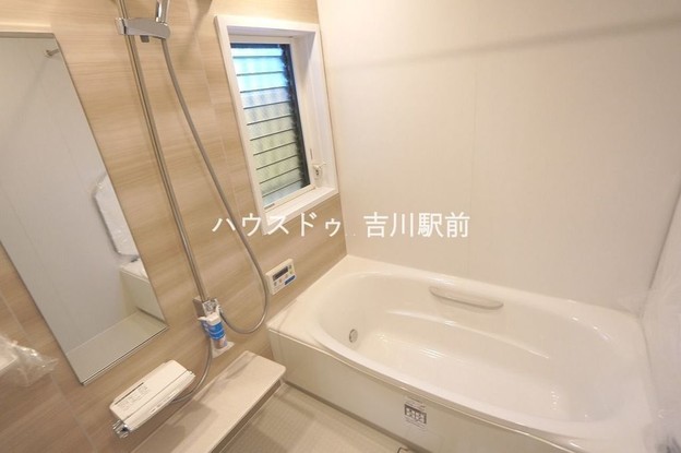 detached 埼玉県吉川市木売１丁目9-4 クレオメデス101