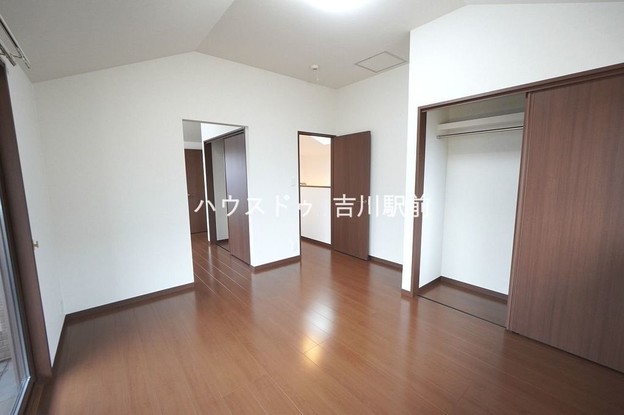 detached 埼玉県吉川市木売１丁目9-4 クレオメデス101