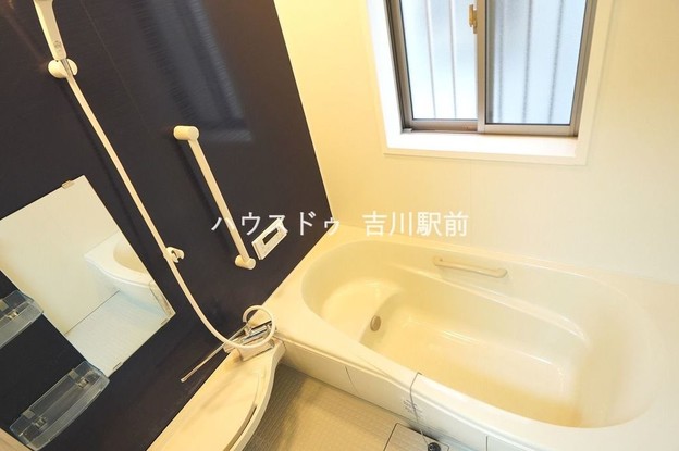 detached 埼玉県吉川市木売１丁目9-4 クレオメデス101