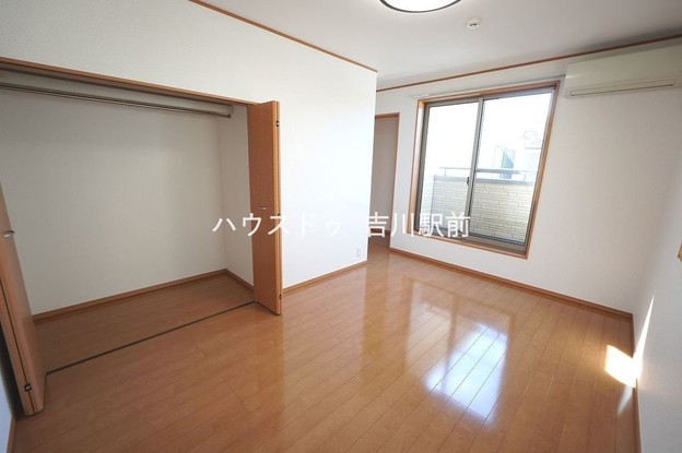 detached 埼玉県吉川市木売１丁目9-4 クレオメデス101