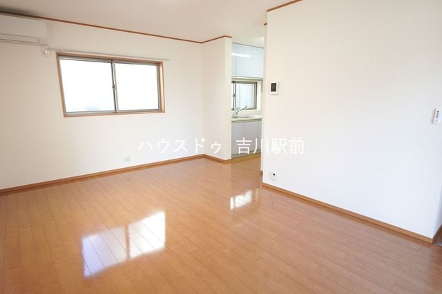 detached 埼玉県吉川市木売１丁目9-4 クレオメデス101