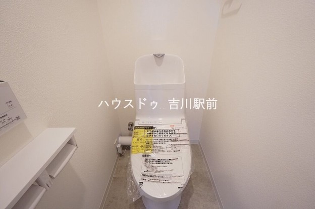 apartment 埼玉県吉川市木売１丁目9-4 クレオメデス101