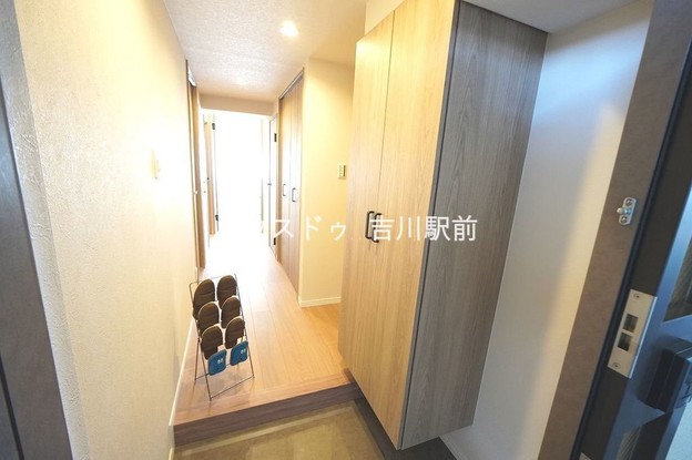 apartment 埼玉県吉川市木売１丁目9-4 クレオメデス101