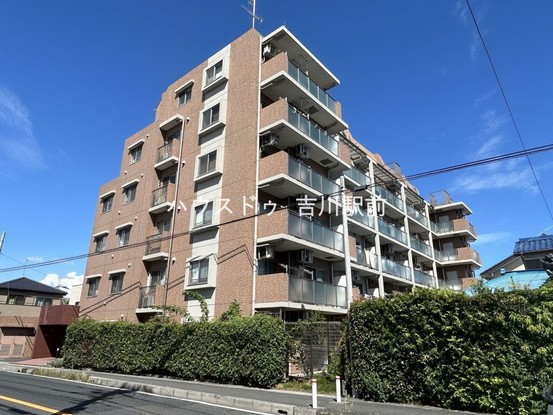 apartment 埼玉県吉川市木売１丁目9-4 クレオメデス101