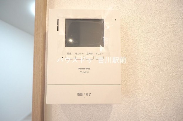 apartment 埼玉県吉川市木売１丁目9-4 クレオメデス101