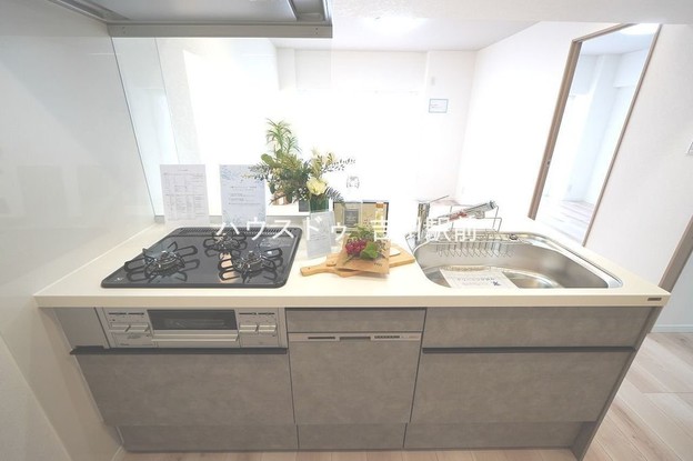 apartment 埼玉県吉川市木売１丁目9-4 クレオメデス101