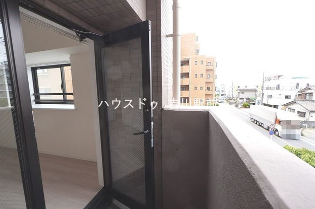 apartment 埼玉県吉川市木売１丁目9-4 クレオメデス101
