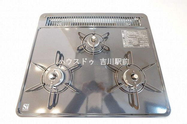 apartment 埼玉県吉川市木売１丁目9-4 クレオメデス101