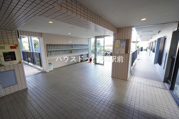 apartment 埼玉県吉川市木売１丁目9-4 クレオメデス101