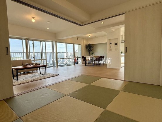 apartment 埼玉県吉川市木売１丁目9-4 クレオメデス101