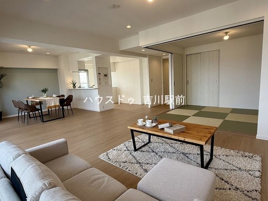 apartment 埼玉県吉川市木売１丁目9-4 クレオメデス101